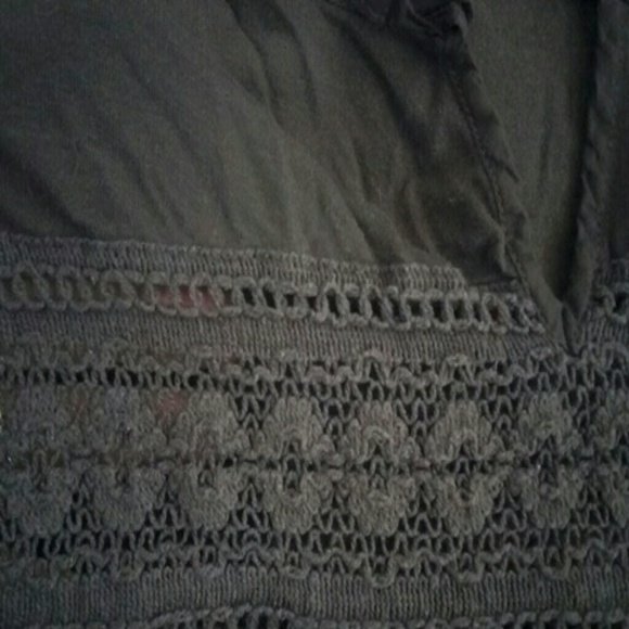AEO Distressed Flowing Boho Summer Shirt - Picture 3 of 6